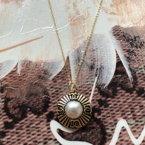 Authentic Chanel Hardware Necklace - Picture 1 of 3